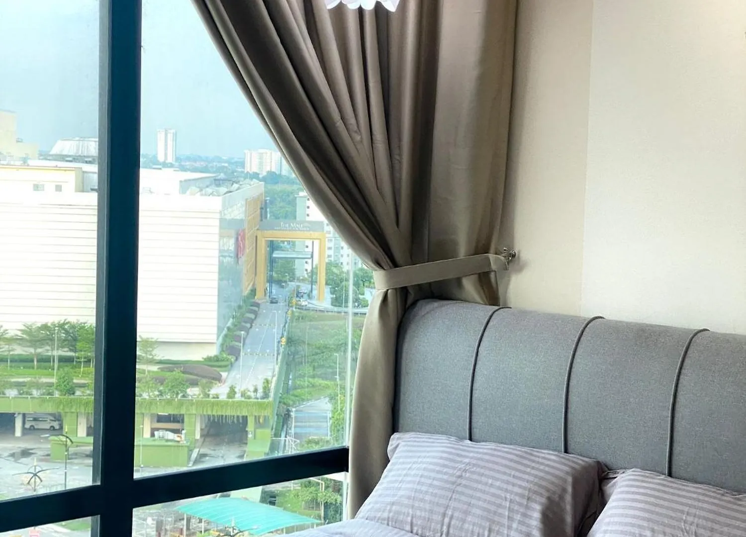 Apartment Ferienwohnung Mosaic Southkey 4Br 14 Pax Johor Bahru